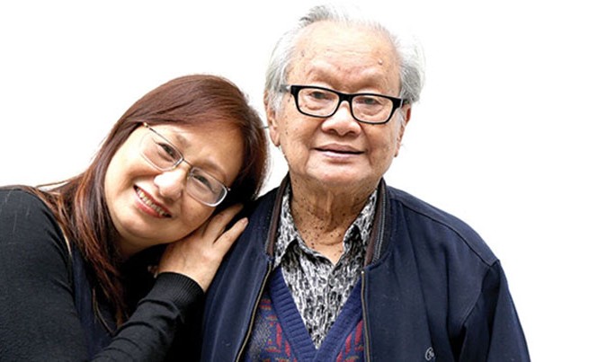 Duyên muộn và “hạnh phúc khổng lồ” của nhạc sĩ Hồng Đăng Vợ chồng nhạc sĩ Hồng Đăng. Ảnh: TL.