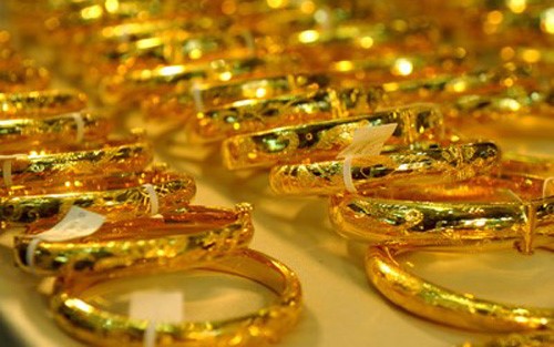 Giá vàng trong nước tăng ngược thế giới Giá vàng trong nước tăng ngược thế giới