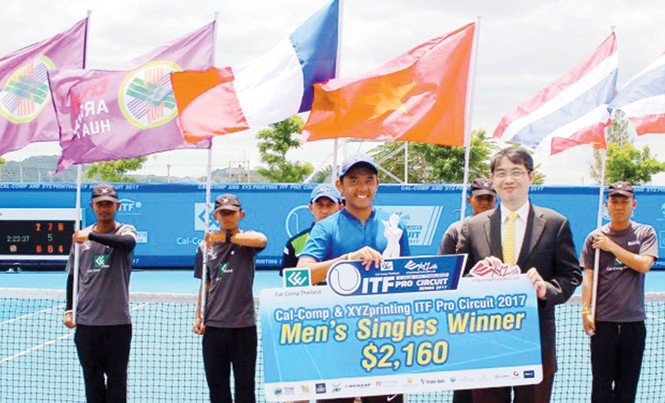 Hoàng Nam - Kei Nishikori của Việt Nam Hoàng Nam vừa vô địch đơn nam giải quần vợt nhà nghề Thái Lan F3 Futures.
