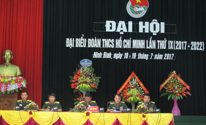 Củng cố tổ chức Đoàn vững mạnh Củng cố tổ chức Đoàn vững mạnh