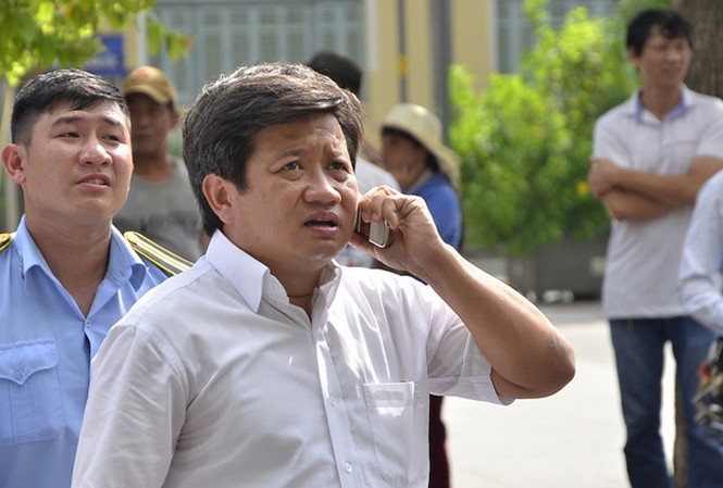 Người dọa giết ông Đoàn Ngọc Hải gọi điện xin lỗi Ông Hải liên tục bị các số điện thoại lạ nhắn tin, gọi điện đòi “xử” trong thời gian qua.