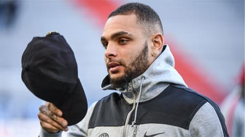 Hậu vệ PSG bị tống tiền vì clip quay lén cảnh chửi HLV như tát nước Hậu vệ PSG bị tống tiền vì clip quay lén cảnh chửi HLV như tát nước
