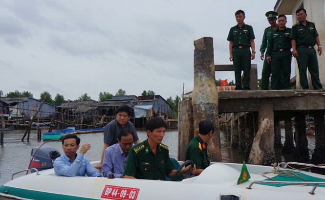 Cà Mau, Bạc Liêu ứng phó với bão 16 Thị sát tình hình neo đậu tránh cáo.