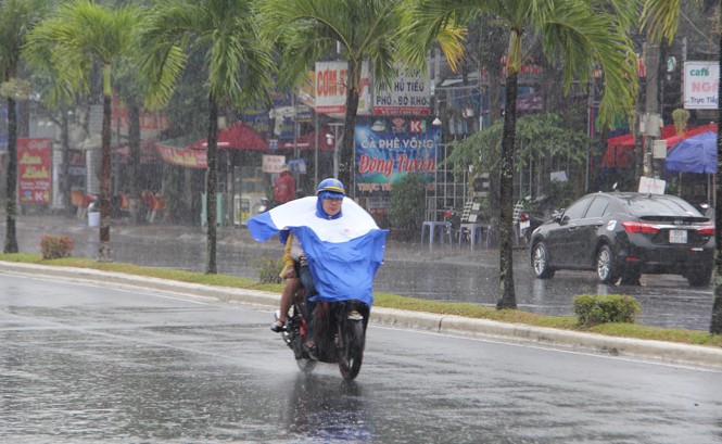 Cần Thơ cho học sinh nghỉ học tránh bão Mưa kéo dài tại Cần Thơ do ảnh hưởng bão Tembin.
