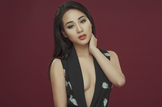 Diễm Hằng 'Nhật ký Vàng Anh' vực dậy sau liên tiếp biến cố Một Diễm Hằng trưởng thành và gợi cảm hơn sau 10 năm phim Nhật ký Vàng Anh phát sóng.