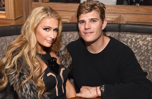 Kẻ từ gã vô gia cư trở thành hôn phu của Paris Hilton là ai? Paris Hilton là tiểu thư giàu có, trong khi Chris Zylka có nhiều năm khốn khó.