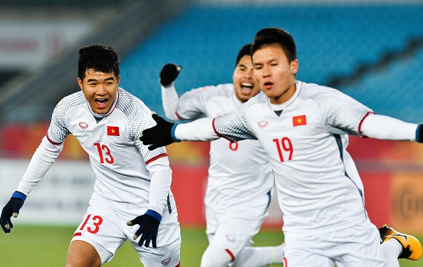 Báo Qatar: 'Tiến Dũng, Quang Hải làm tan vỡ trái tim chúng tôi' Quang Hải chinh phục người hâm mộ bằng màn trình diễn ấn tượng từ giải giao hữu M-150 Cup tại Thái Lan. Ảnh: Getty Images.