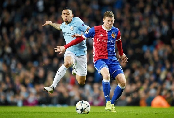 Thua trận tại Etihad, Man City lo 'bóng ma' của sự tự mãn Bàn thắng và nỗ lực của Gabriel Jesus (trái) là điểm sáng của Man City. Ảnh: Getty Images.