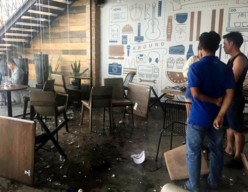 Hỗn chiến tại quán cà phê, hàng chục người tháo chạy Hiện trường nơi xảy ra vụ việc