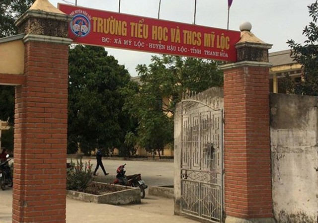 Bản tin 8H: Học sinh lớp 1 tử vong bất thường tại trường Trường Tiểu học và Trung học cơ sở Mỹ Lộc.