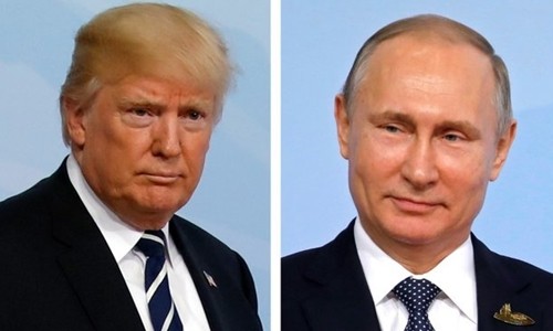 Bản tin 8H: Ông Trump gọi điện chúc mừng Tổng thống Putin tái đắc cử Tổng thống Mỹ Donald Trump (trái) và Tổng thống Nga Vladimir Putin. Ảnh: Reuters.