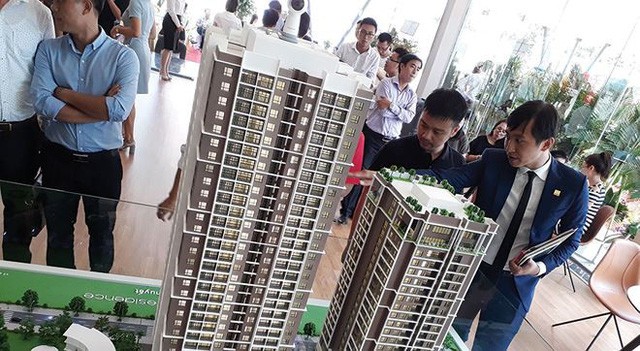 Không có bố mẹ 'giàu', người Việt trẻ dưới 35 tuổi khó tự mua được nhà Nhà ở được sở hữu đang ngày càng tập trung vào thế hệ lớn tuổi.