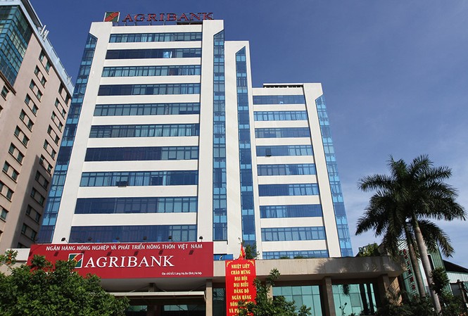 Agribank được vinh danh Top doanh nghiệp đóng thuế thu nhập nhiều nhất Agribank được vinh danh Top doanh nghiệp đóng thuế thu nhập nhiều nhất