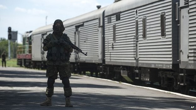 Tàu chở thi thể nạn nhân MH17 rời Torez Chuyến tàu sẽ tới Donetsk trong ngày mai