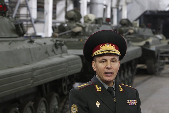 Ukraine thay bộ trưởng quốc phòng thứ ba trong năm Ukraine sa thải bộ trưởng quốc phòng Valery Heletey