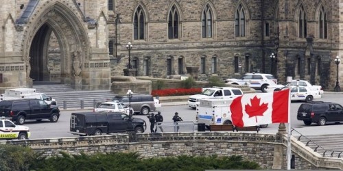 Xả súng tại tòa nhà Quốc hội Canada Quang cảnh bên ngoài tòa nhà Quốc hội Canada