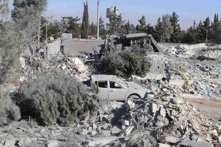 Mỹ ồ ạt không kích nhóm khủng bố liên hệ với Al-Qaeda Quang cảnh ở Aleppo sau các cuộc không kích của Mỹ
