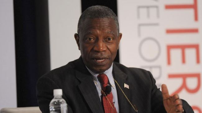 Bộ trưởng Y tế Liberia bị cách chức vì để dịch bùng phát Bộ trưởng Y tế Liberia Walter Gwenigale