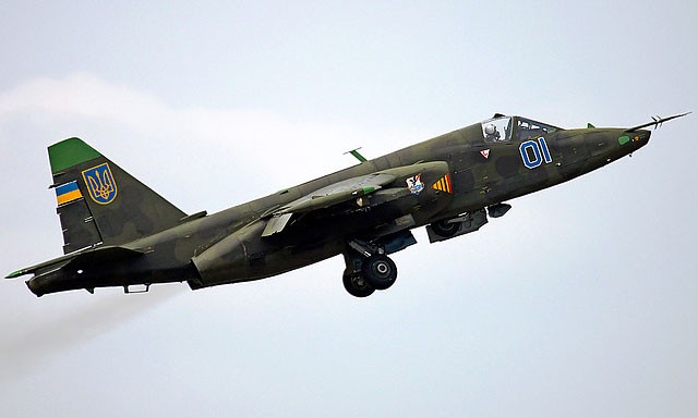 Báo Nga nghi tiêm kích Su-25 của Ukraine bắn hạ MH17 Chiến đấu cơ Su-25