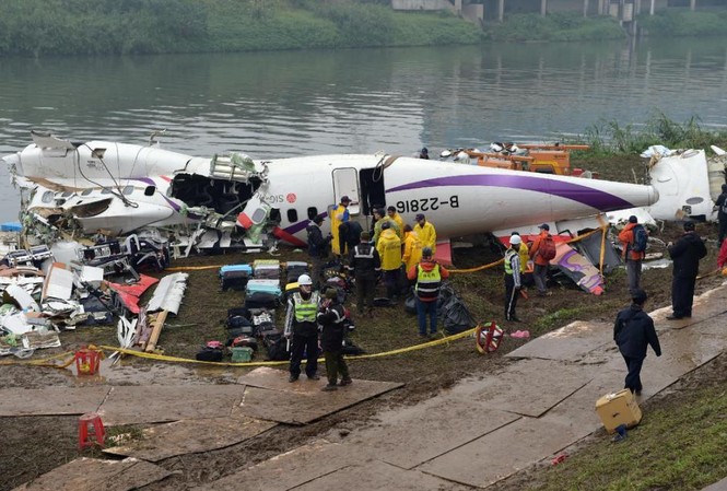 TransAsia hủy 90 chuyến bay trong ngày để đào tạo lại phi công TransAsia hủy 90 chuyến bay trong ngày để đào tạo lại phi công