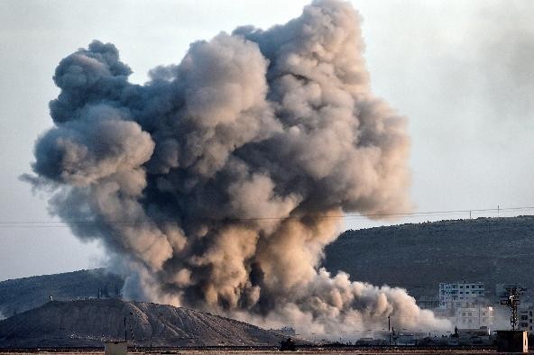 Hơn 1.600 tay súng IS bị liên quân tiêu diệt Mỹ không kích IS ở Syria