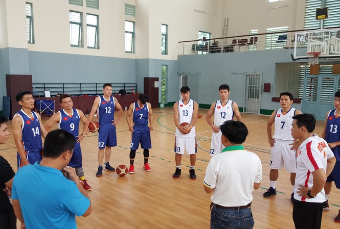 Bóng rổ Việt Nam được kỳ vọng khởi sắc tại SEA Games Tuyển bóng rổ tập luyện chuẩn bị cho SEA Games