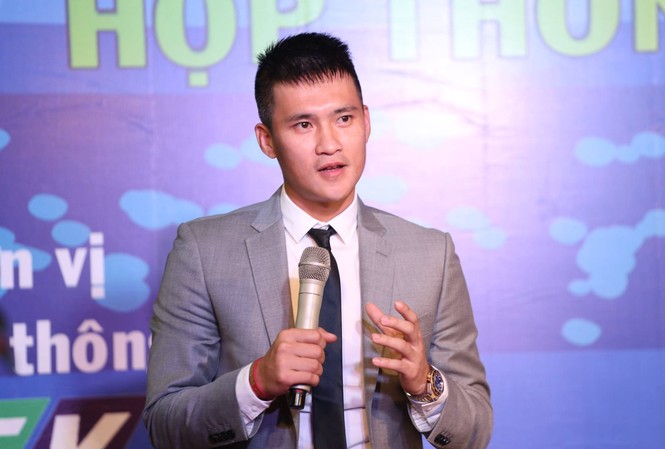 Đội bóng của Công Vinh 'săn' cầu thủ từ giải sinh viên Lê Công Vinh đang gây chú ý trên cương vị quyền Chủ tịch CLB bóng đá Tp Hồ Chí Minh.