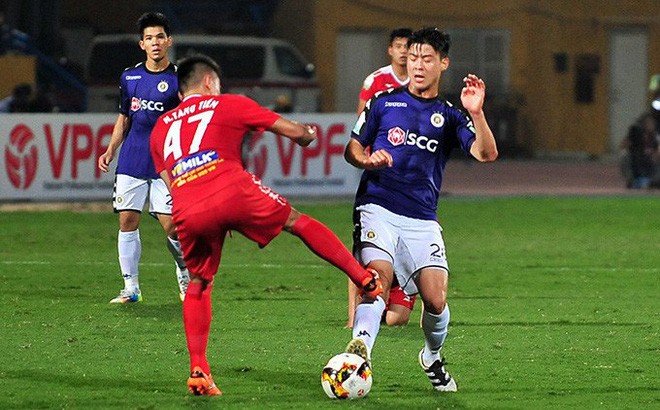 U23 Việt Nam, ngọc quý hay 'hàng dễ vỡ'? Nếu Tăng Tiến không hãm chân, Duy Mạnh có thể gặp chấn thương rất nặng trong tình huống này.