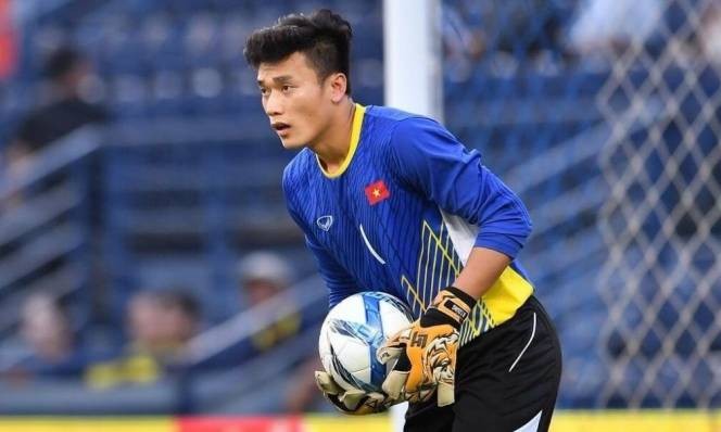 U23 Việt Nam: Bùi Tiến Dũng có cơ hội cạnh tranh Thủ môn Bùi Tiến Dũng đang bị đặt dấu hỏi về phong độ do không được thi đấu thường xuyên ở Nuti Cafe V-League 2018.