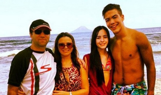 Con trai Ronaldo 'béo' sát gái chẳng kém cha Ronald “sát gái” chẳng kém gì ông bố Ronaldo “béo”