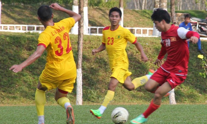 U19 Việt Nam suýt thua đội hạng Nhất U19 Việt Nam suýt thua đội hạng Nhất