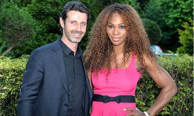 Serena Williams đá bay người tình già? Serena Williams đã chia tay Mouratoglou?