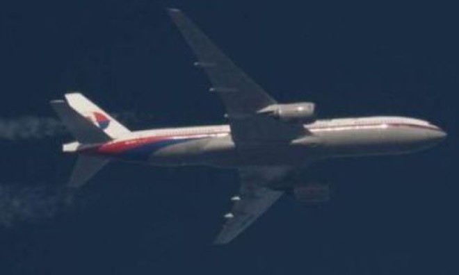 Cơ phó gọi điện cầu cứu trước khi MH370 mất tích Cơ phó gọi điện cầu cứu trước khi MH370 mất tích