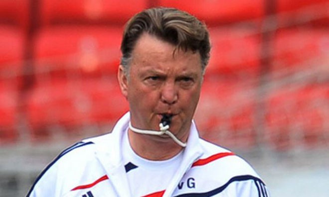 Hé lộ bản hợp đồng giữa Van Gaal và M.U Hé lộ bản hợp đồng giữa Van Gaal và M.U