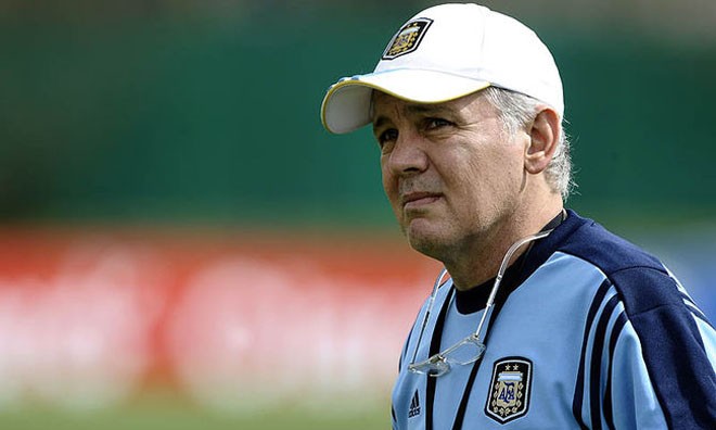 Vì sao HLV Sabella nhất quyết từ chức HLV Argentina? Alejandro Sabella sẽ từ chức sau World Cup.