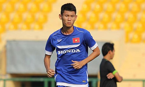 Tác giả bàn thắng kiểu Bergkamp chia tay U23 Việt Nam Việc Phan Văn Long sớm nói lời chia tay với Olympic Việt Nam làm cho màu sắc U19 Việt Nam ngày càng nhạt nhòa trong đội hình chuẩn bị cho chiến dịch SEA Games 28.