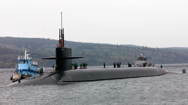 Tàu ngầm hạt nhân Mỹ va chạm với tàu tiếp tế Tàu ngầm USS Louisiana của hải quân Mỹ