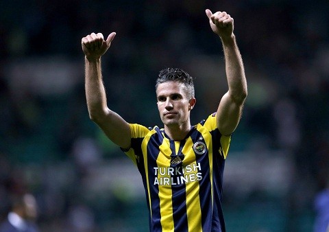 Van Persie tái ngộ M.U ở Europa League Van Persie thi đấu 105 trận và ghi 58 bàn cho M.U trước khi chuyển sang Fenerbahce với giá 3,84 triệu bảng vào Hè 2015.