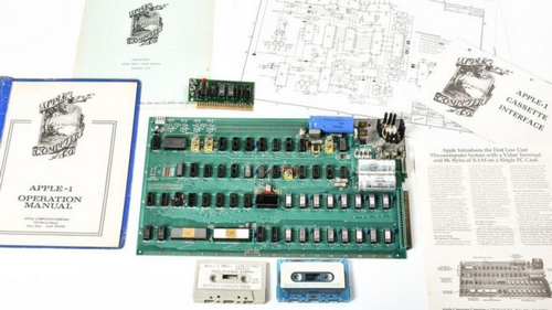 Máy tính đầu tiên của Apple có giá gần 1 triệu USD Bộ máy tính Apple 1 còn nguyên vẹn, có cả bản vẽ mạch điện, sách hướng dẫn...
