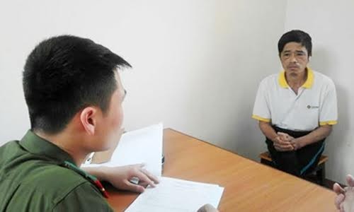 Bị can đánh vợ, 'ma men' vung dao đoạt mạng hàng xóm Phóng tại cơ quan công an. Ảnh: NT