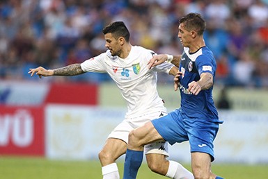 Thắng phút bù giờ, HN.T&T áp sát ngôi vương V.League Với chiến thắng đúng phút bù giờ, HN.T&T đang có quyền tự quyết trên đường đua đến ngôi vương. Ảnh: Bongdaplus