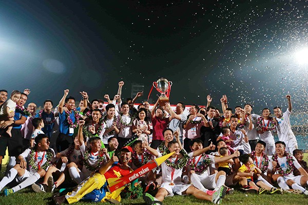 Gonzalo lập cú đúp, Hà Nội T&T vô địch V.League 2016 Hà Nội T&T vô địch V-League 2016 đầy kịch tính. Ảnh: Vnexpres.