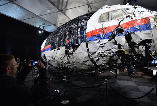 Nga tố Ukraine che giấu dữ liệu vụ máy bay MH-17 bị bắn rơi Nga tố Ukraine che giấu dữ liệu vụ máy bay MH-17 bị bắn rơi