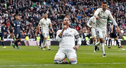 Real nhọc nhằn giải hạn đầu năm Sergio Ramos có cú đúp bàn thắng