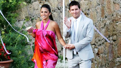 Đám cưới Messi: 'Ta về ta tắm ao ta' Đám cưới Messi: 'Ta về ta tắm ao ta'