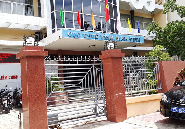 Khởi tố Trưởng phòng Thanh tra Cục Thuế nhận tiền doanh nghiệp Khởi tố Trưởng phòng Thanh tra Cục Thuế nhận tiền doanh nghiệp