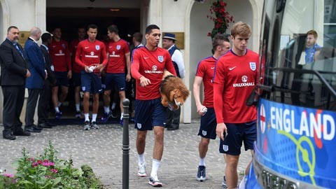 Tuyển Anh vào rừng 'luyện công' đấu World Cup 2018 Tuyển Anh vào rừng 'luyện công' đấu World Cup 2018