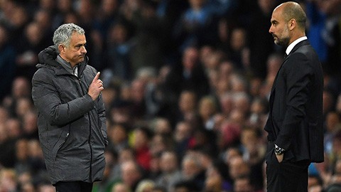 Mourinho bị 'sờ gáy' vì nói xấu Man City Mourinho bị 'sờ gáy' vì nói xấu Man City