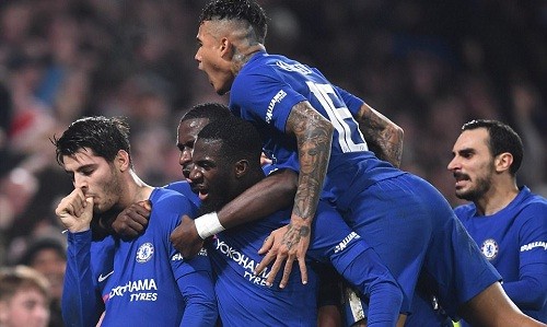 Chelsea thắng kịch tính Bournemouth nhờ bàn thắng muộn Bàn thắng ở thời gian bù giờ của Morata đưa Chelsea vào bán kết.