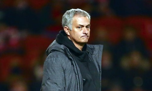 M.U thua Bristol City, CĐV đòi sa thải Mourinho M.U thua Bristol City, CĐV đòi sa thải Mourinho
